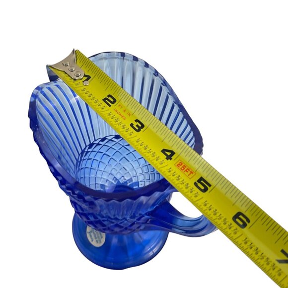 Avon The Mount Vernon Blue Glass Sauce Pitcher Ribbed Diamond Design  Collectibl - Picture 7 of 7